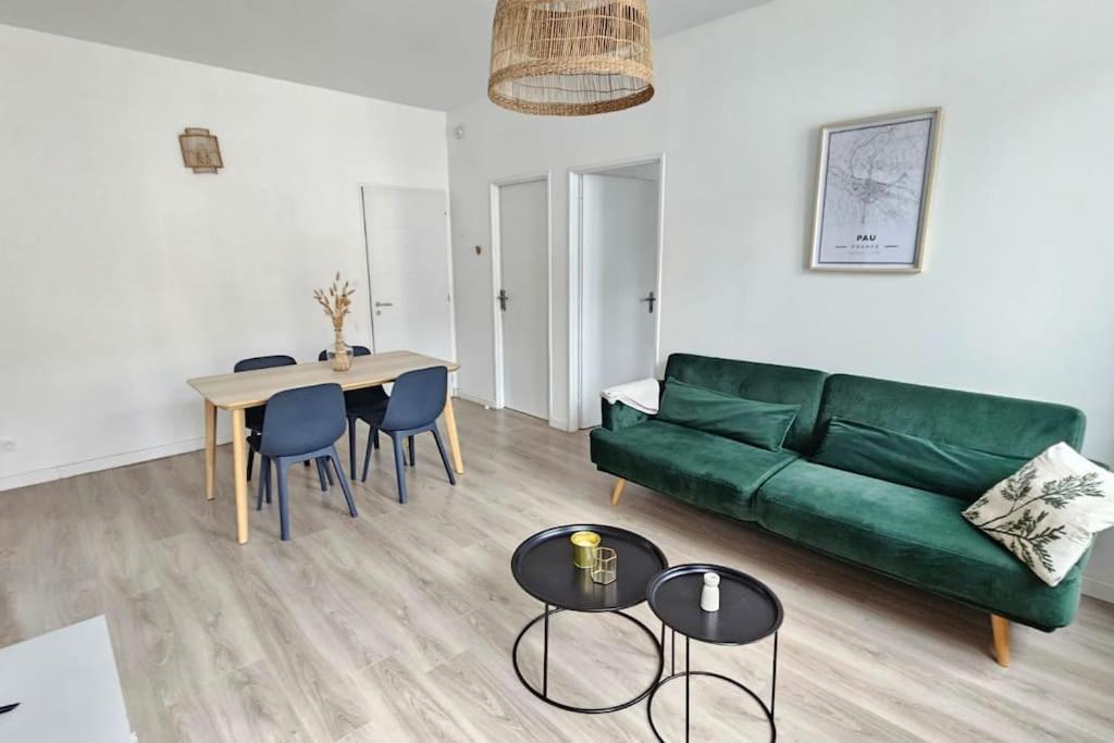 Superbe Appartement 2 Chambres Au Coeur De Pau Zewnętrze zdjęcie